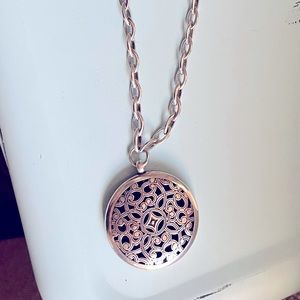 BRIGHTON (vintage) unique bold necklace